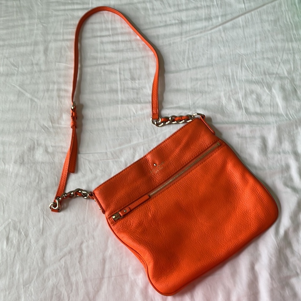Kate Spade RN0102760 crossbody handbag gently used